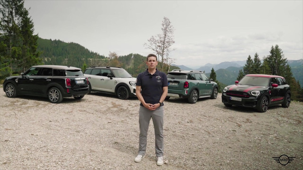 The new MINI Countryman - Roundabout
