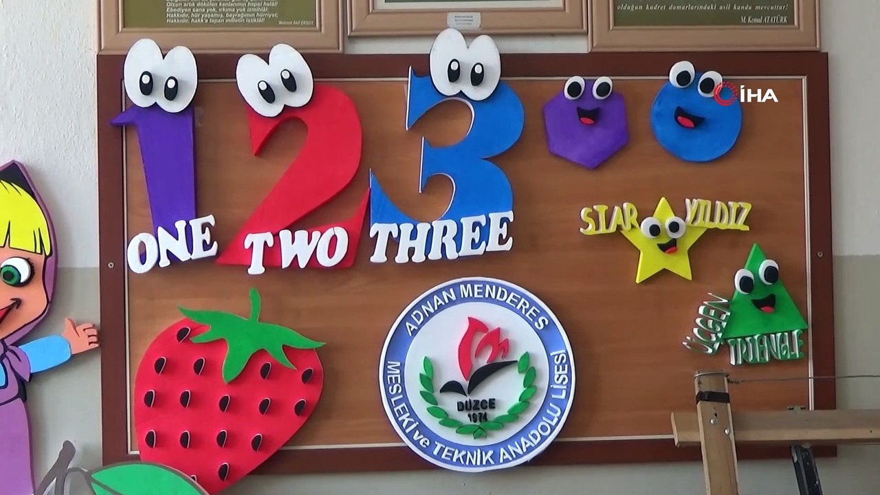 Atık malzemelerden CNC makinesi yaptı