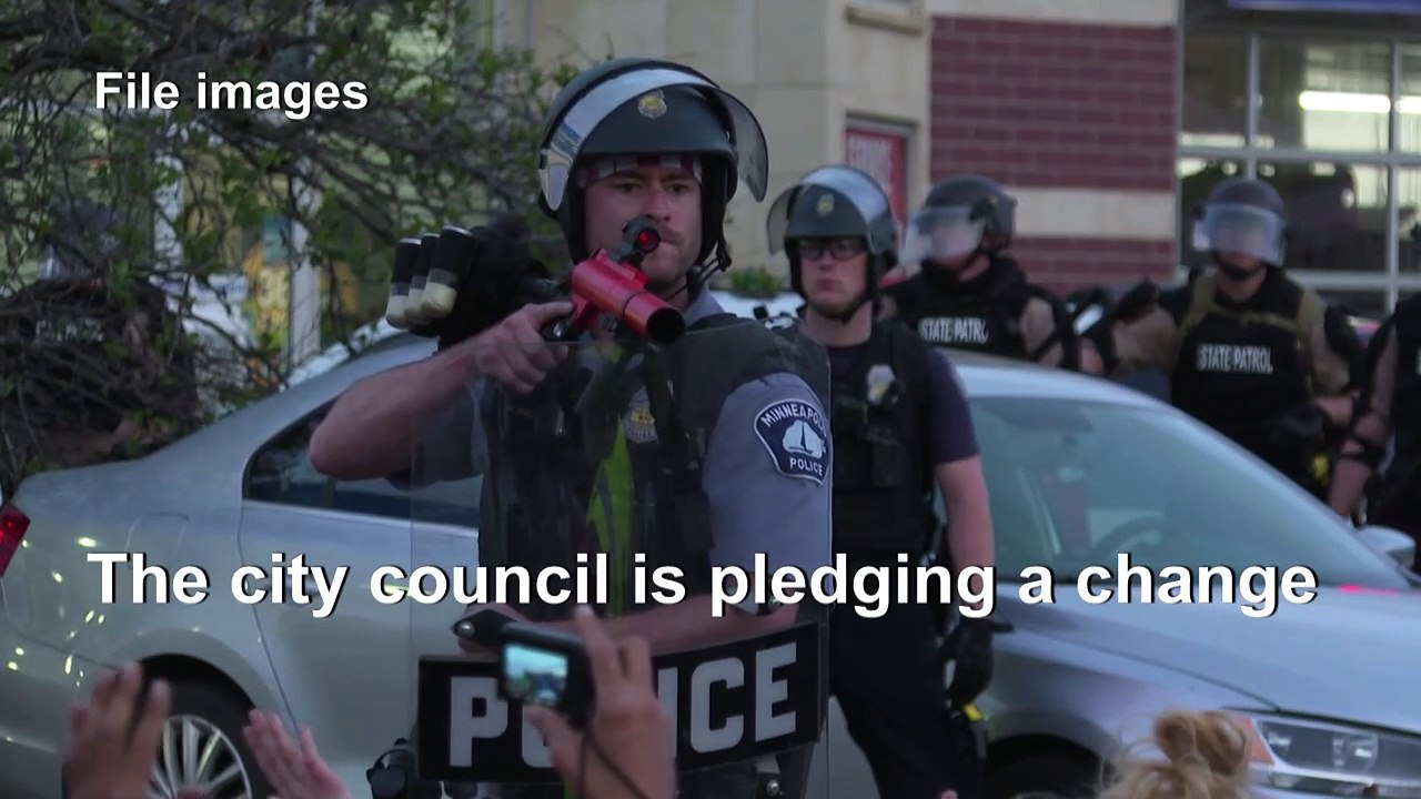 Minneapolis council vows police dismantling as protests continue