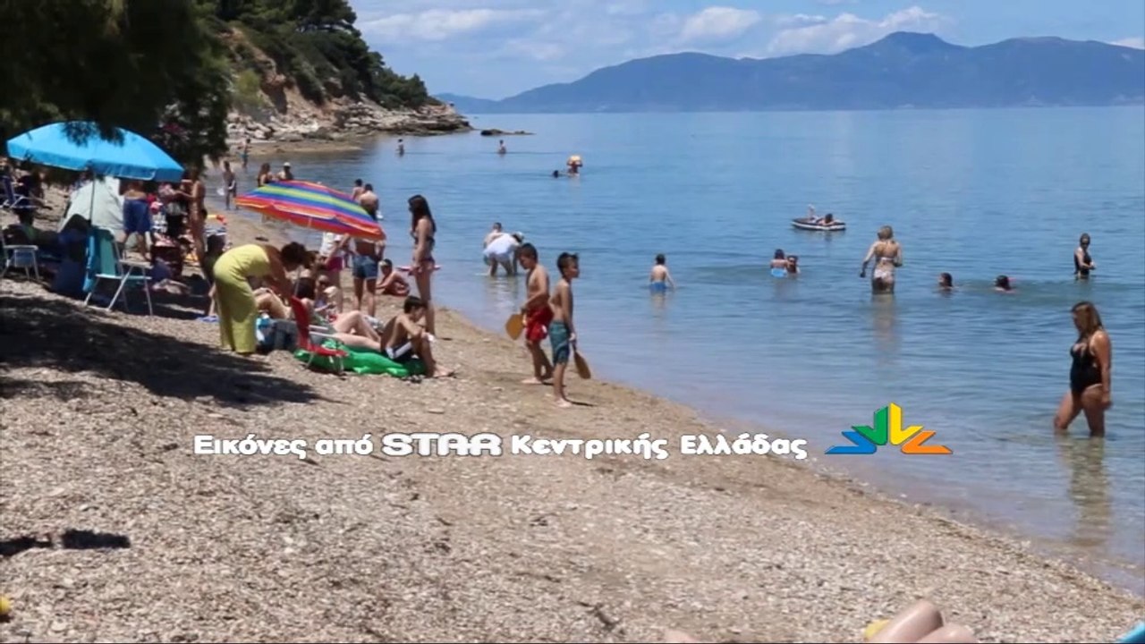 Γέμισαν από κόσμο οι παραλίες στην Μαλεσίνα και...