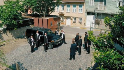 Kardeş Payı 15.Bölüm - Dayak yiyen mafyalar!