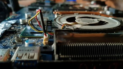 Fixed: Laptop Overheats and shuts down | How to Clean Your Laptop