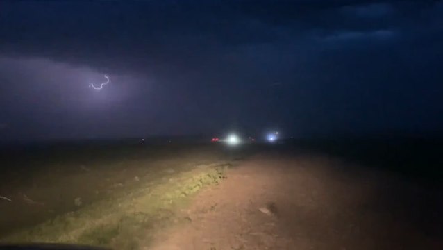 Storms blast the Plains with 70-mph winds, lightning