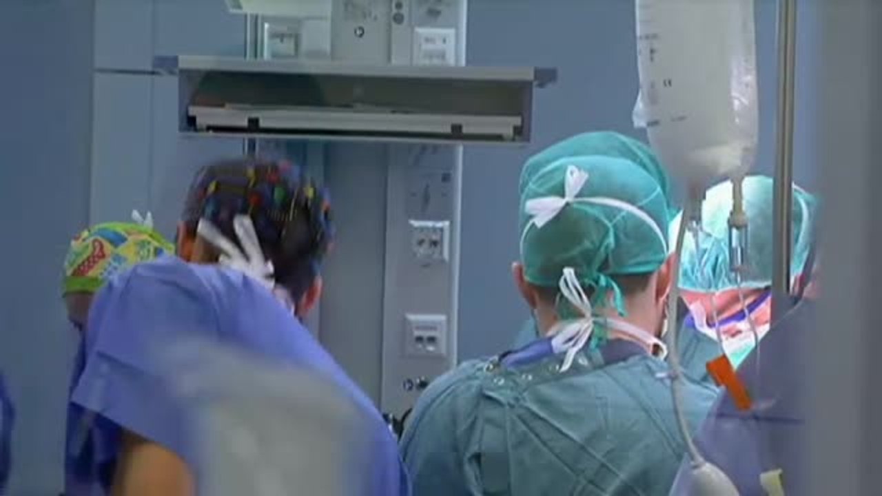 Investigan el contagio de 14 personas en dos hospitales del País Vasco