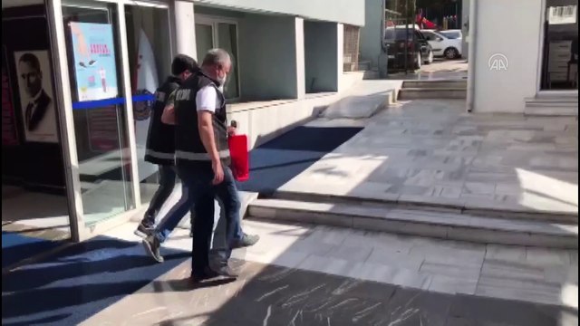 Balıkesir merkezli 13 ilde FETÖ soruşturmasında 74 eski polis için yakalama kararı - BALIKESİR