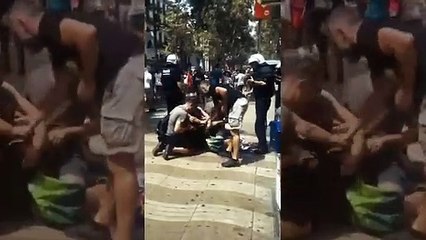 Por el fin de las redadas policiales y del racismo social y estructural.