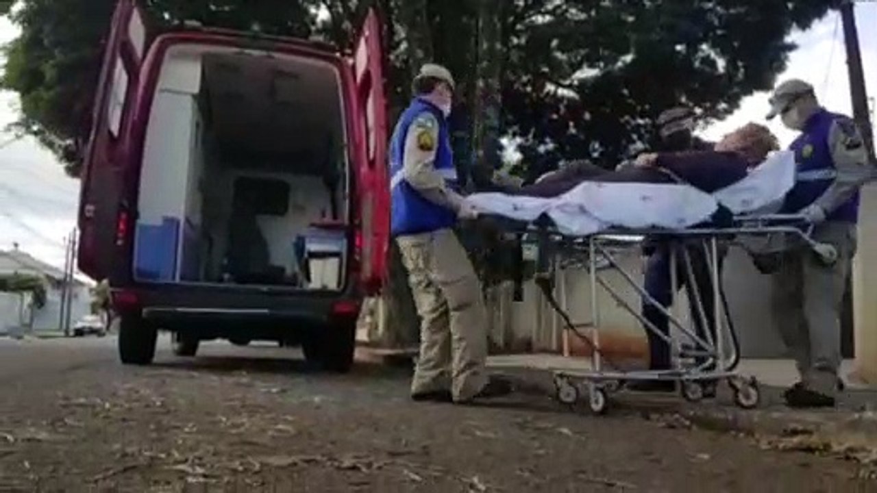 Idosa é socorrida após sofrer queda em residência no Bairro Neva