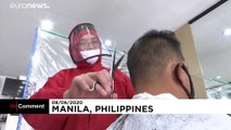 Aux Philippines, la réouverture sous protection des salons de coiffure