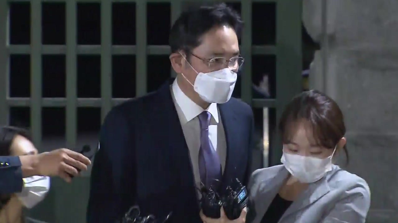 '경영권 승계 의혹' 이재용 구속영장 기각...재판 향방은? / YTN