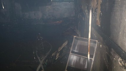 인천 청학동 노래방서 불...5명 연기 흡입 / YTN