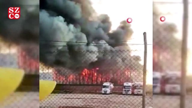 Sakarya’da geri dönüşüm tesisi alevlere teslim oldu