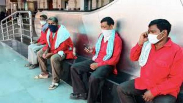 Andhra minister violates social distancing norms