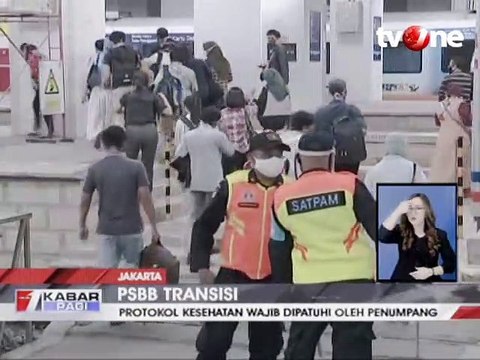Jumlah Penumpang KRL di Stasiun Manggarai Meningkat
