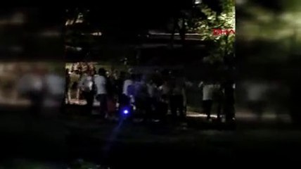 Bu kez Maçka Parkı: Salgına aldırmadan halay çektiler