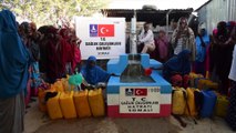 Türkiye'de Kovid-19'la mücadele eden sağlık çalışanları adına Somali'de su kuyusu açıldı - İSTANBUL
