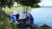 Dalgıçlar ve çevre gönülleri Sapanca gölünü temizledi