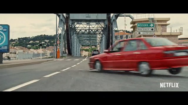 Bande-annonce de Balle Perdue avec Alban Lenoir, Nicolas Duvauchelle, Ramzy Bedia et Stéfi Celma