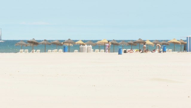 C. Valenciana lucirá 148 'Banderas Azules' en sus playas