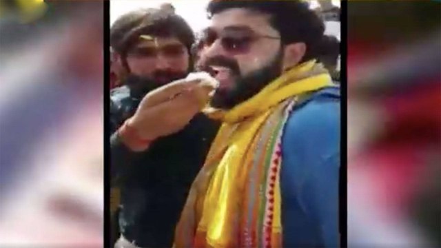 Former UP MLA booked for cutting cake on highway