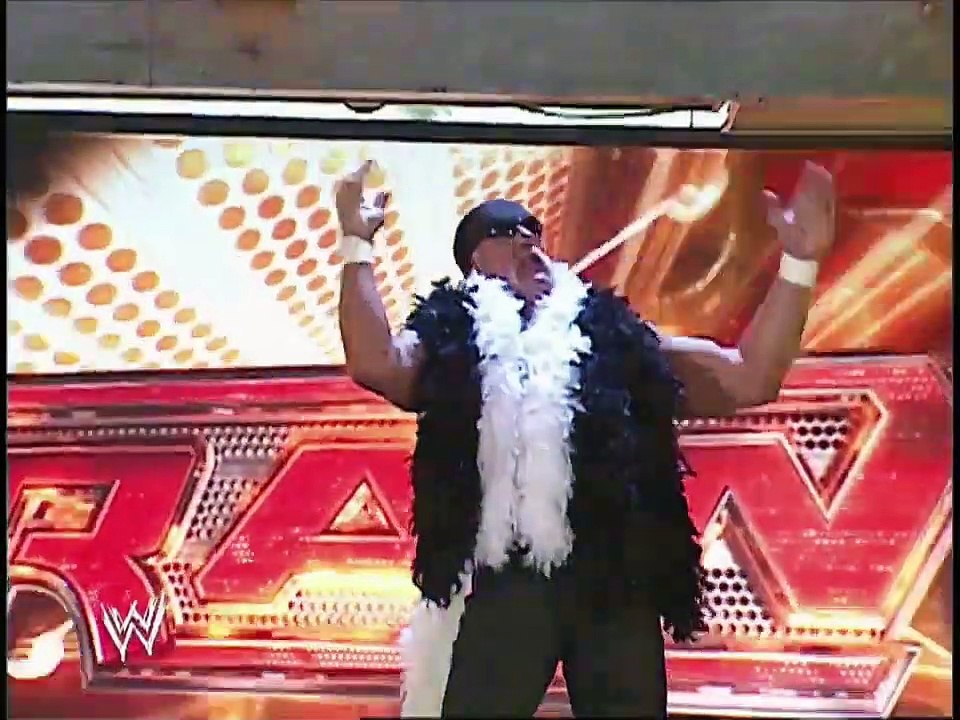 Hornswoggle vs. The Great Khali. Raw. 2007. video Dailymotion