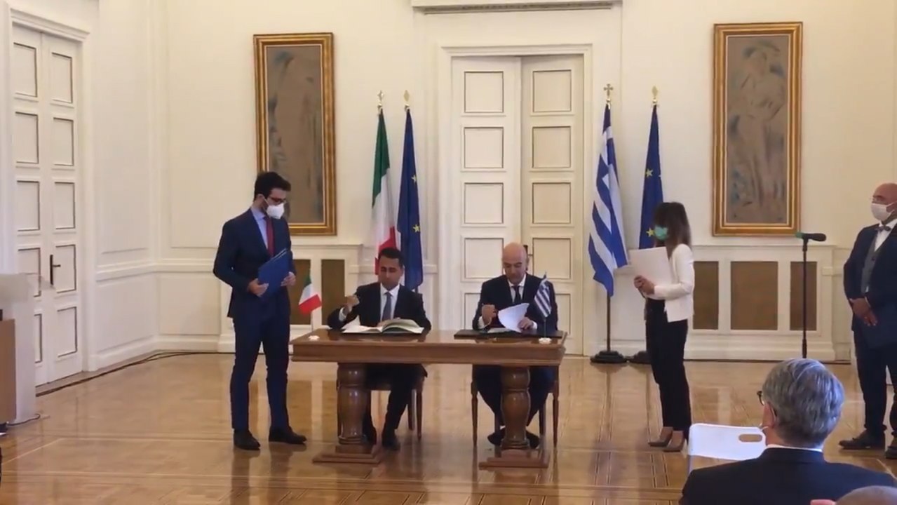 Grecia e Italia firman un acuerdo sobre fronteras marítimas