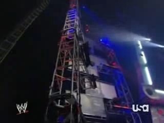 WWE Jeff Hardy vs Randy Orton avec un saut énorme