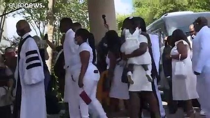 À Houston, les obsèques de George Floyd deux semaines après sa mort