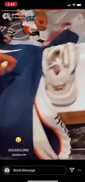 Mike Bahia y Greeicy Rendón de compras