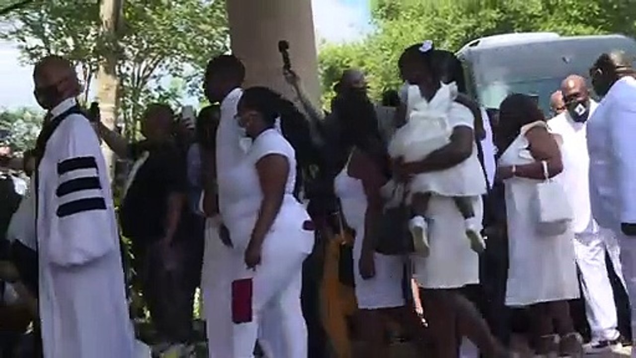 Houston despide a George Floyd en un funeral con demandas de justicia
