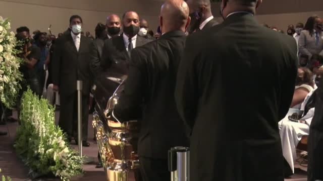 Multitudinaria despedida a George Floyd en Houston