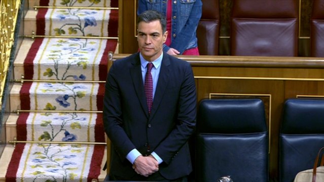 El Congreso guarda un minuto de silencio por las víctimas de Covid-19