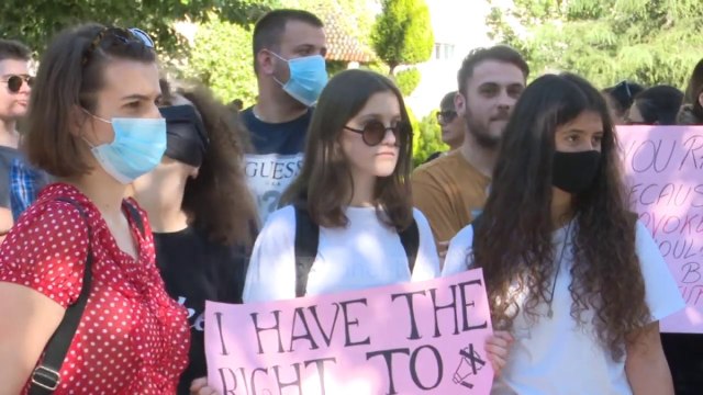 Top News - Protesta në Shkodër/ Kundër abuzimit me fëmijët