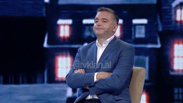Une mezi pres qe te vije dita e diel , Klosi tregon vecantine qe ka kjo dite per te