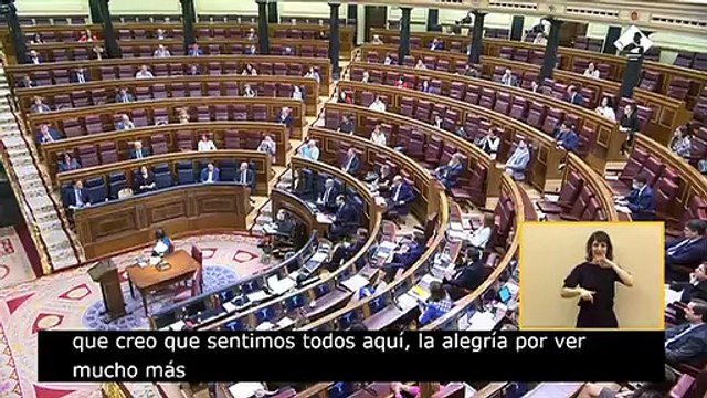 Calvo se queda sin respuestas ante Cayetana: Si quiere nos tomamos un café