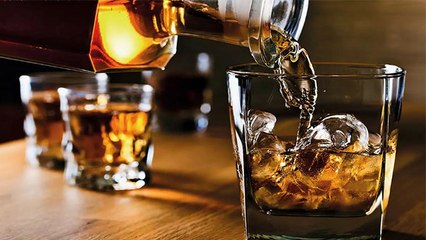 Alcohol पीने के बाद इन Fruits को खाना है जानलेवा। Fruit You Should Not Eat While Drinking । Boldsky