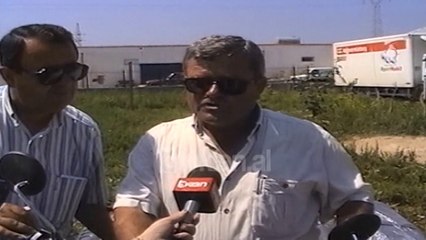 Motorat e qeverisë hollandeze për bujqit shqiptarë - (26 Maj 2000)