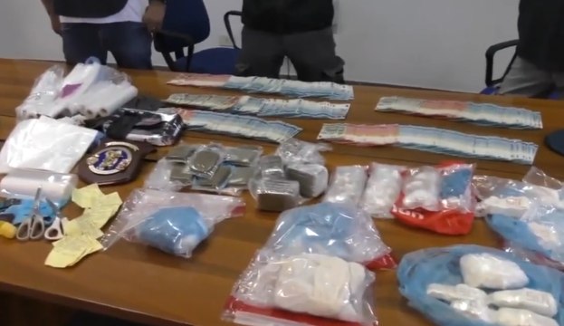 Cagliari - Droga e fuochi d'artificio in magazzino, 2 arresti (10.06.20)