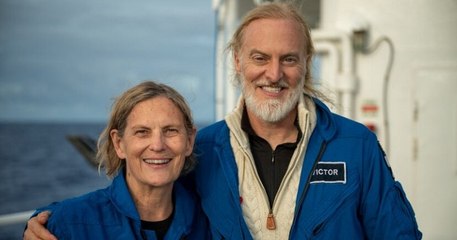 L'astronaute Kathy Sullivan devient la première femme à plonger au point le plus profond de la Terre