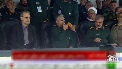 İran savaş gemisi maketi yaptı