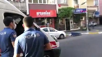 Ücret vermek isterken kapısı açık minibüsten düştü!