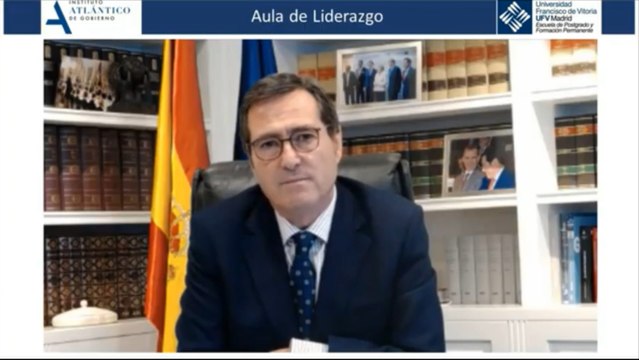 Garamendi señala que hay actitudes en el Congreso que sonrojan