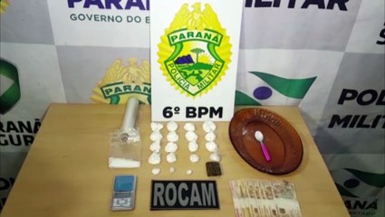 Download Video: Homem e mulher são detidos pela equipe ROCAM da PM com porções de cocaína no Periolo