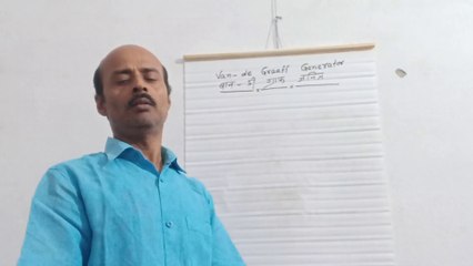 Van-de  graaff generator.