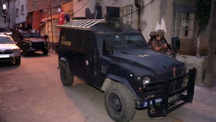 Suriye'deki terör gruplarıyla bağlantılı kişilere operasyon - ADANA