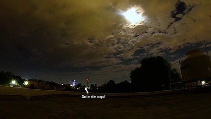 Ovni saliendo a toda velocidad