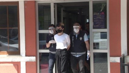 Mezarlıkta klip çeken şahıslar adliyeye sevk edildi