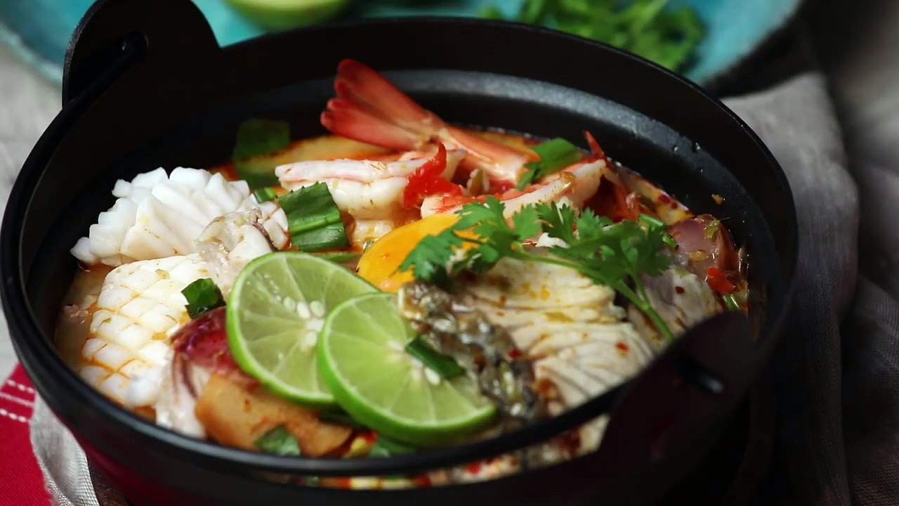 มาม่าต้มยำทะเลเดือด! รสแซ่บจัดเต็ม _ A Cuisine