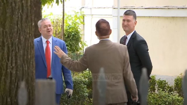 Top News - Aritmetika për kodin/ 9 votat për ta kaluar në parlament