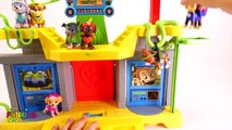 Tracker Rescues Paw Patrol Pups in the Magical Monkey Jungle Tree House Playset