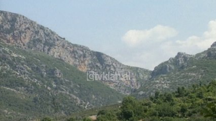 Te akuzuarit per vjedhjen e thesarit ne kerkim nga Interpoli (30 Maj 2000)